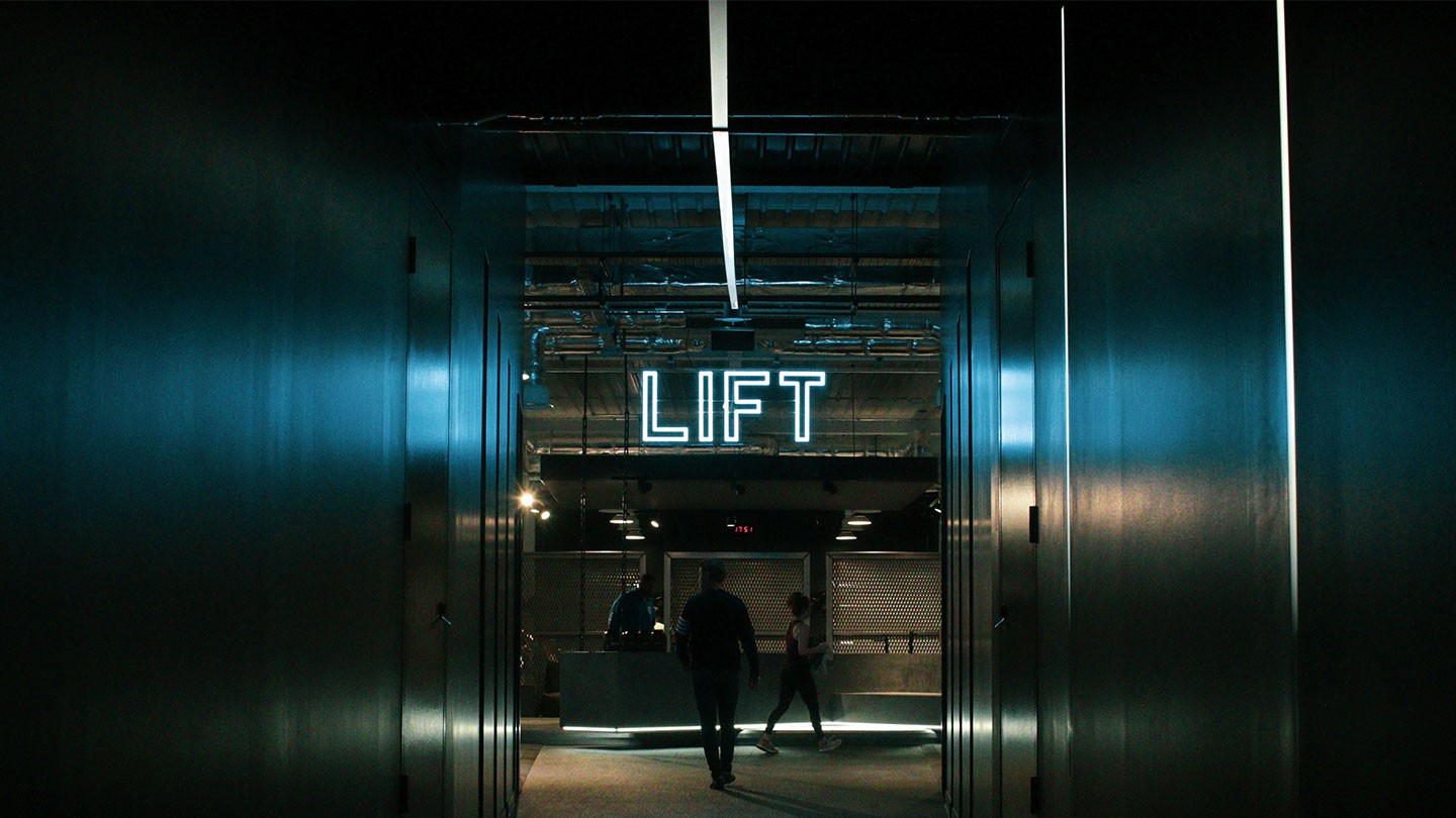 LIFT neon sign Gymshark Lifting Club Gym