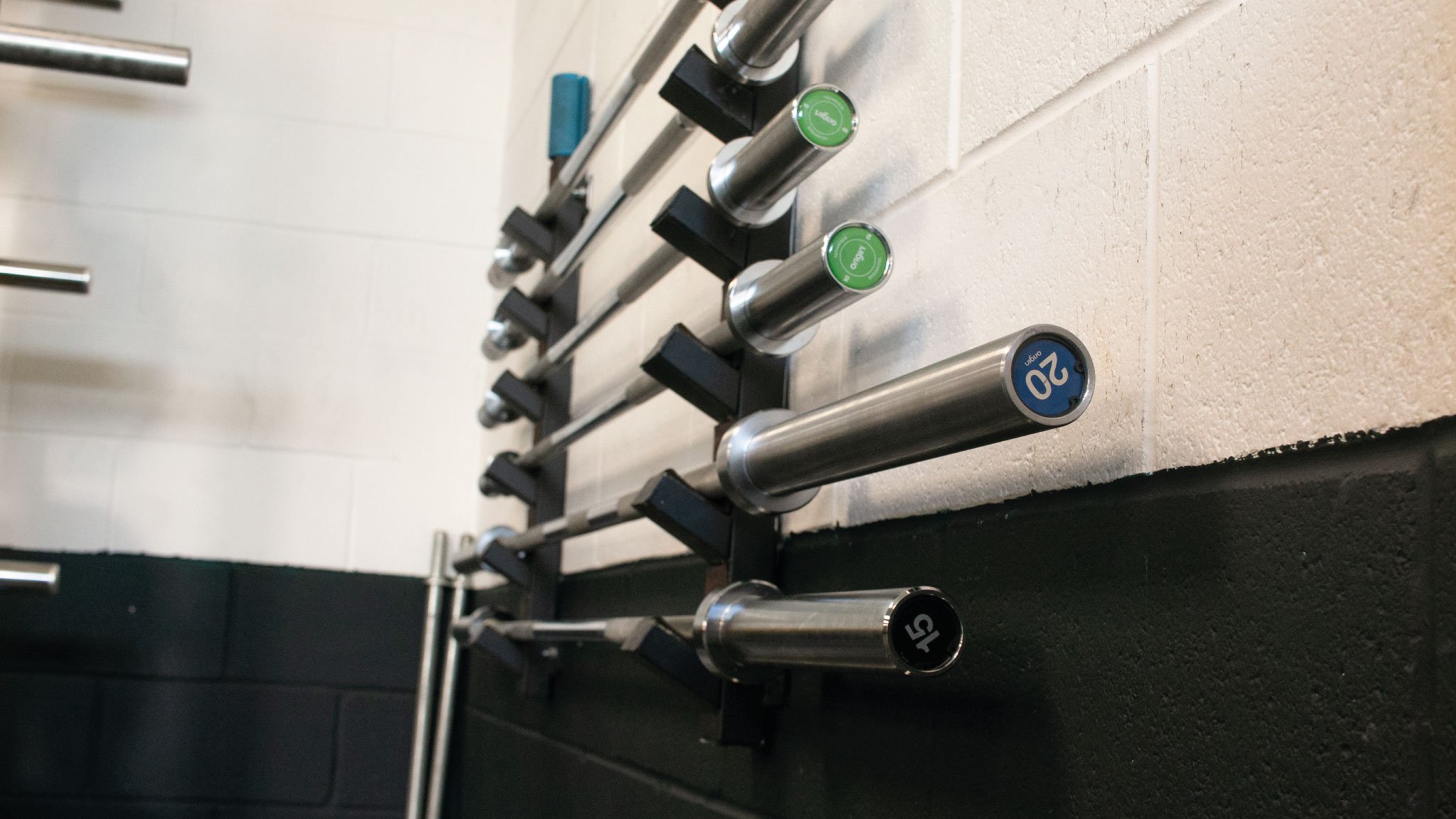 Choosing the Right Weightlifting Bar